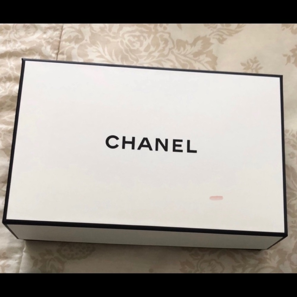 Chanel Box only